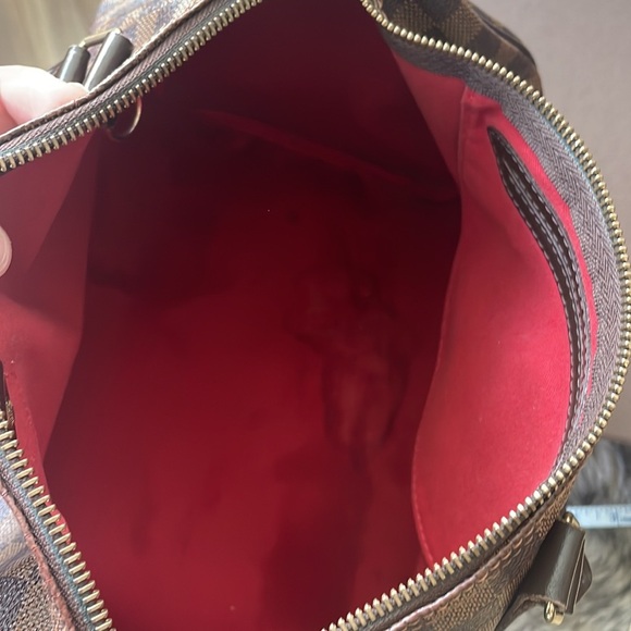 Authentic Louis Vuitton Speedy Handbag - Picture 11 of 12